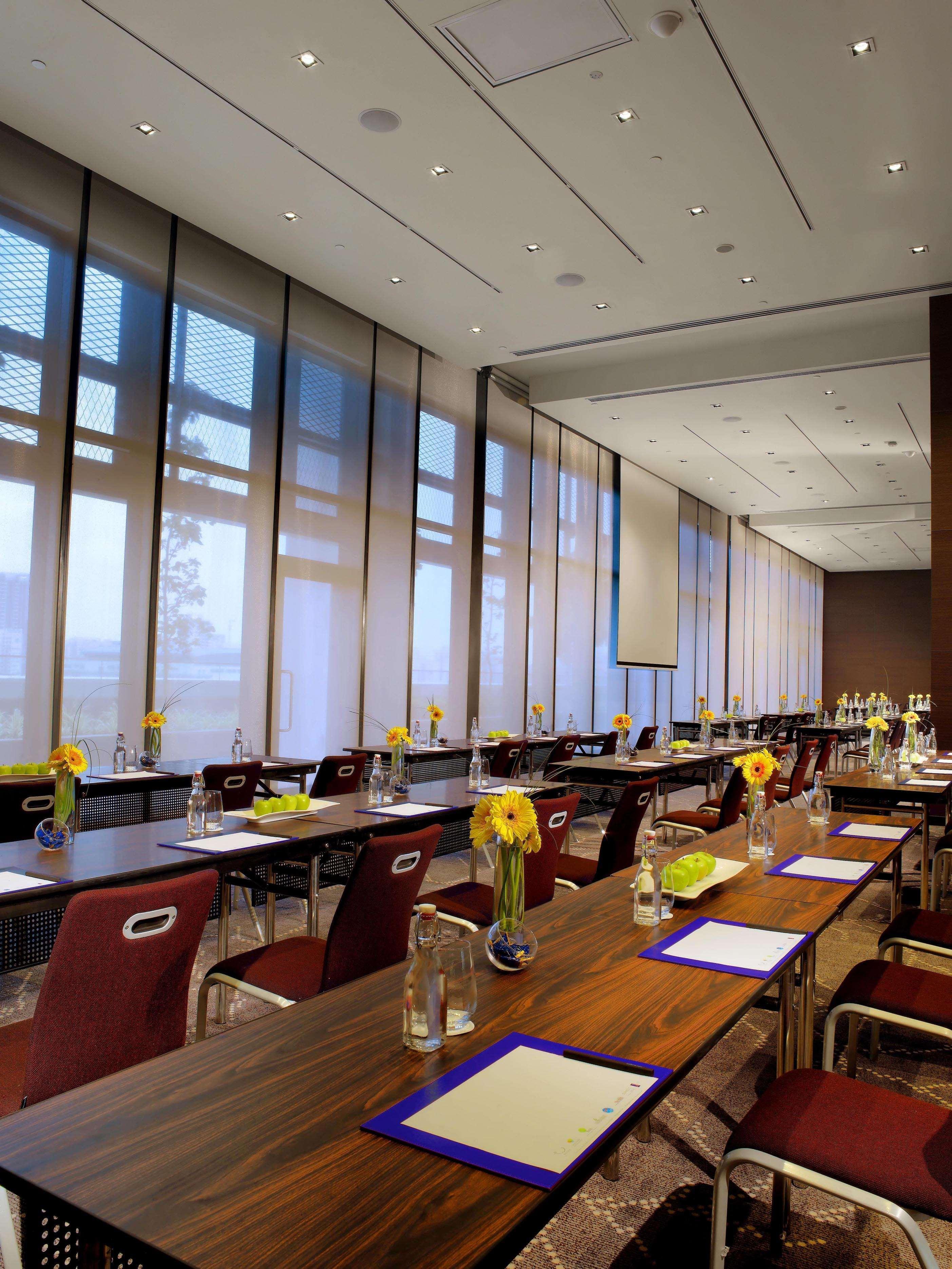 One Farrer Hotel سنغافورة المظهر الخارجي الصورة The meeting room