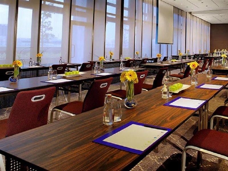 One Farrer Hotel سنغافورة المظهر الخارجي الصورة The meeting room